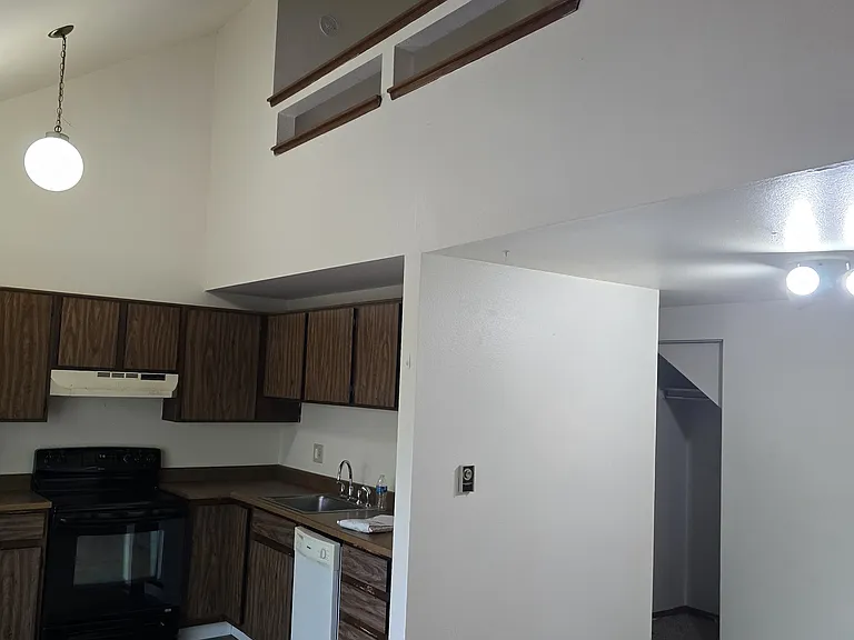 4503 Boardwalk Dr #A6 — Photo 9