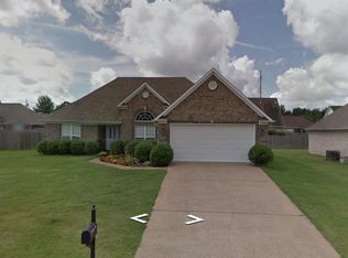 24 Oxford Dr, Jackson, TN 38305
