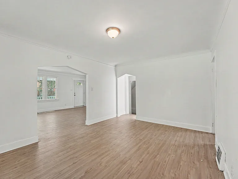 15224 Rossini Dr — Photo 6