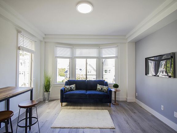 3rd image of 1801 California St APT 301