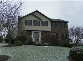 7 Deerfield Dr, Harrison City, PA 15636