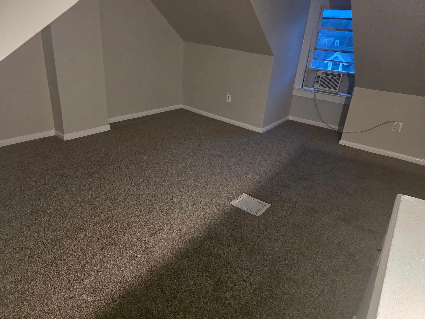 Spacious 4-Bedroom Home in Lancaster $1,750/Month — Photo 3