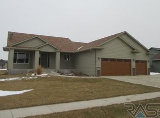 1130 N Rose Ave, Tea, SD 57064