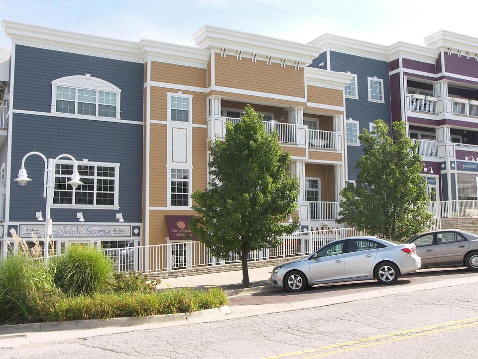 1st image of 231 N. Whittaker #16