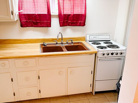 5th image of 226 Haven Dr #2