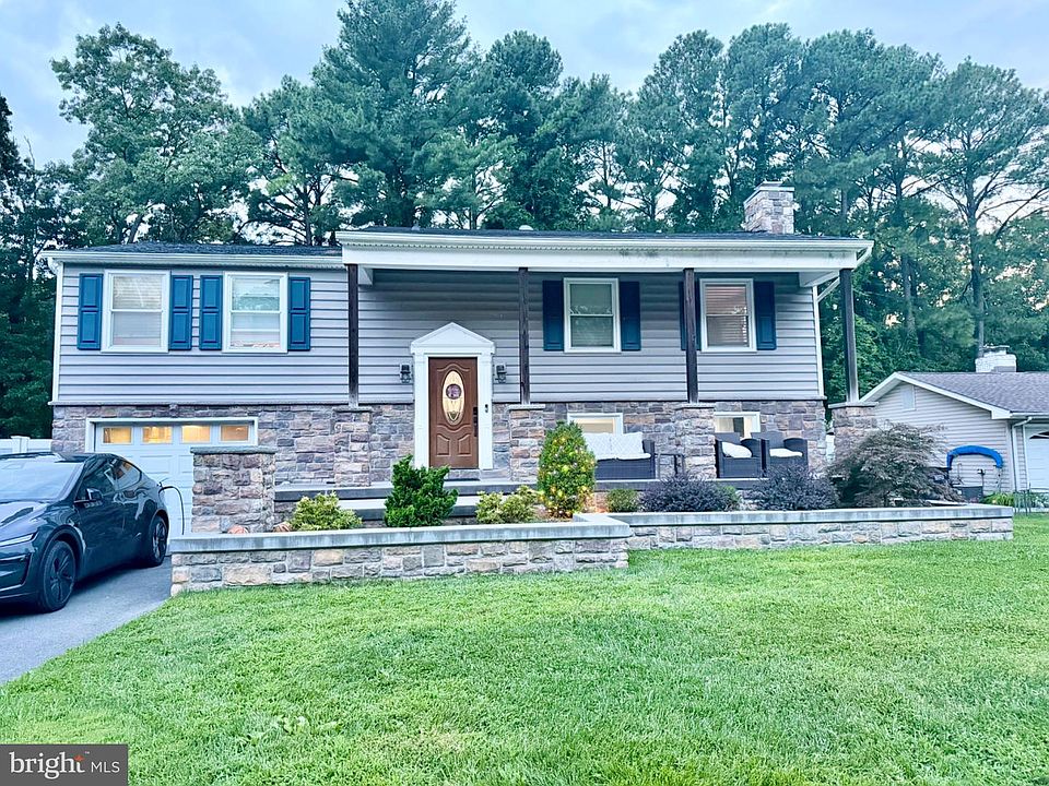 1st image of 510 Haverhill Rd
