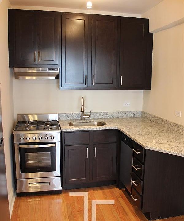 1st image of 612 W Patterson Ave APT 601