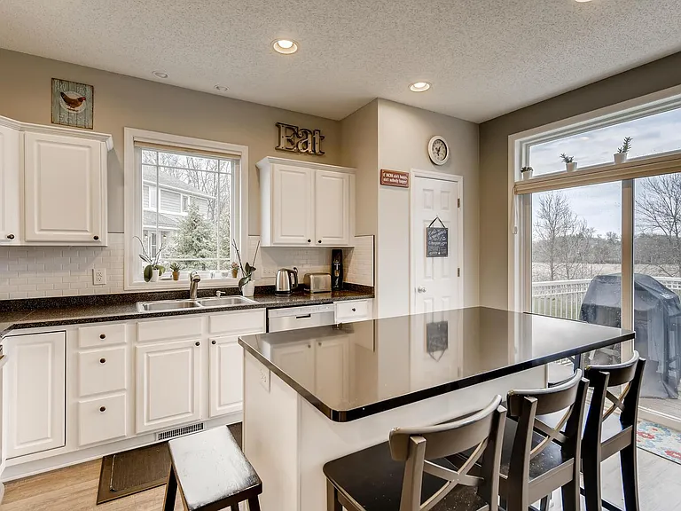 5038 Archer Ln — Photo 10