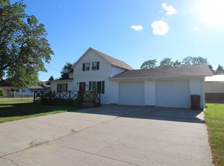 1001 3rd St, Stanton, NE 68779
