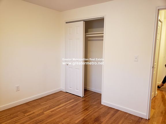5th image of 7-9 Holmes St #3C