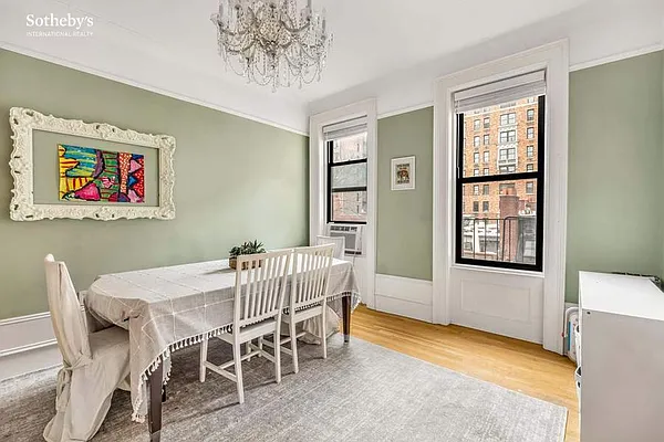 Sold by Sotheby's International Realty | media 20