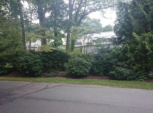 305 Dudley St, Brookline, MA 02445