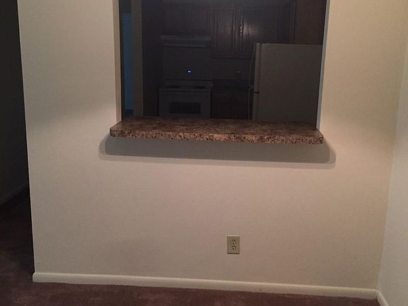 3rd image of 10 Tall Pine Dr APT F