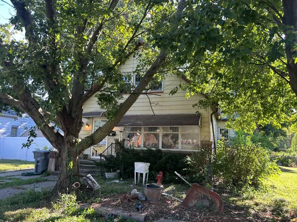 311 S Liberty St, Rushville, IL 62681