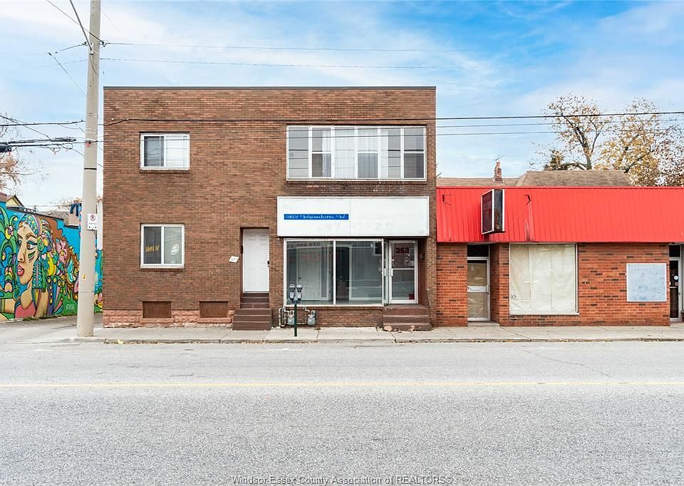 1st image of 363 Wyandotte St W