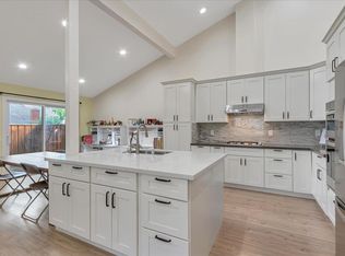 20113 Northcrest Sq, Cupertino, CA 95014