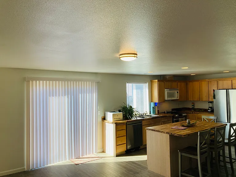 2020 Perch Ave — Photo 12