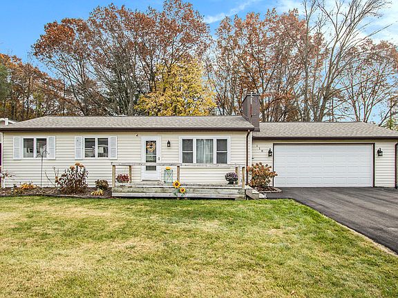 2nd image of 118 Dundee Dr