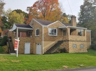 2118 Edwards St, Bethel Park, PA 15102