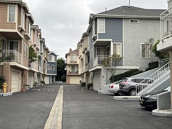 5th image of 2366 241st St