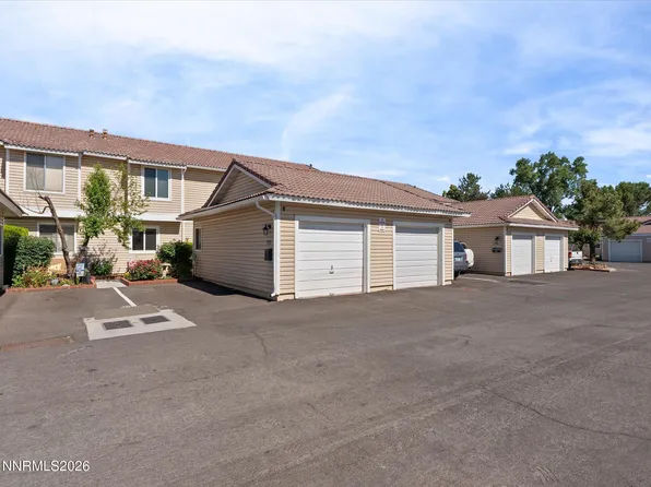 1122 Bradley Sq, Sparks, NV 89434