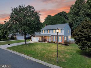 8327 Sail Ct, Pasadena, MD 21122