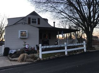 4504 38th Ave, New Brighton, PA 15066