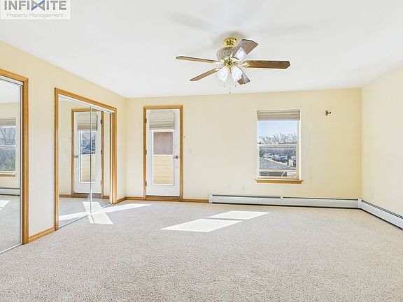 4th image of 74 N Hanley Ave APT B