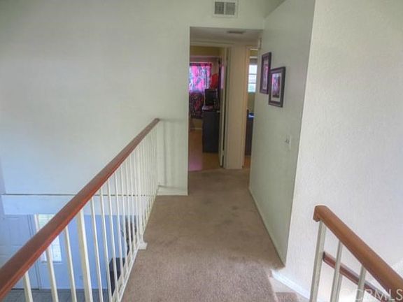 4th image of 23546 Parkland Ave #B