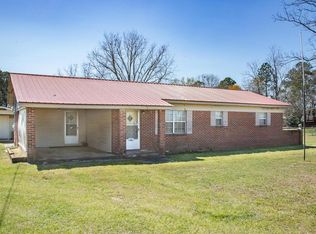 2817 Cherokee St, Waycross, GA 31503