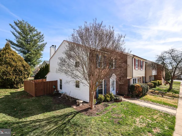 14428 Manassas Gap Ct, Centreville, VA 20120