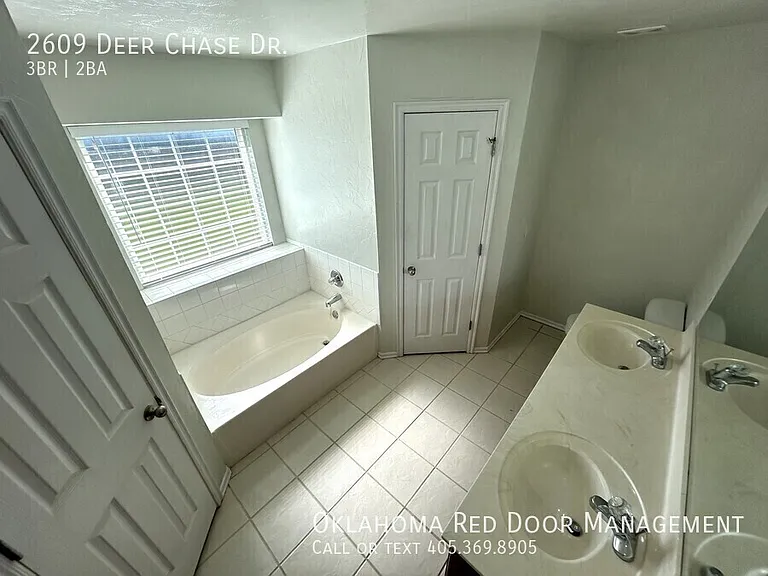 2609 Deer Chase Dr — Photo 7