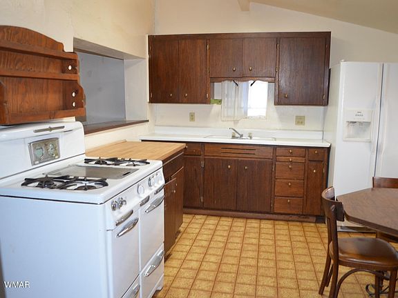 5th image of 1738 Ponderosa Ln