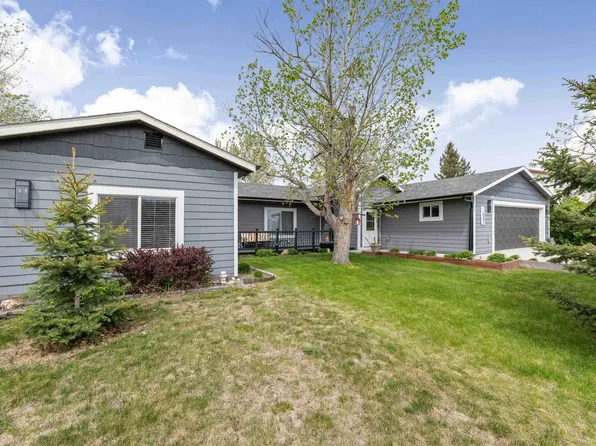 522 Swallow Dr, Box Elder, SD 57719