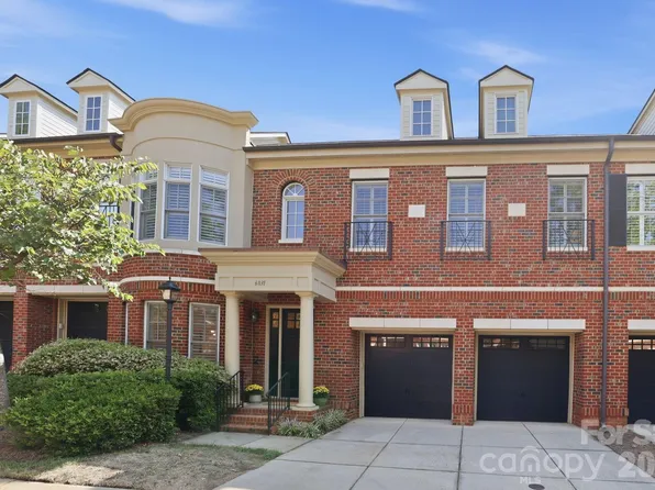 6831 Louisburg Square Ln, Charlotte, NC 28210