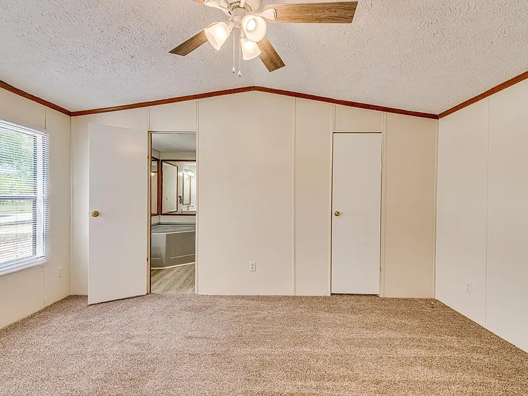 3905 Byrd Rd — Photo 11