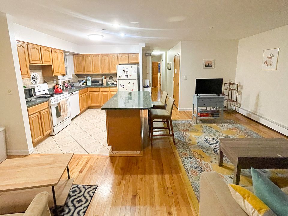 1st image of 2358 37th St #2