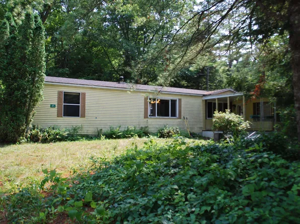 45 Hemlock Drive, Tuftonboro, NH 03816