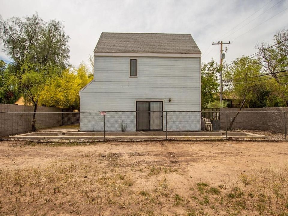 1st image of 1110 S Farmer Ave