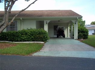 2032 Hawkhurst Cir, Sun City Center, FL 33573