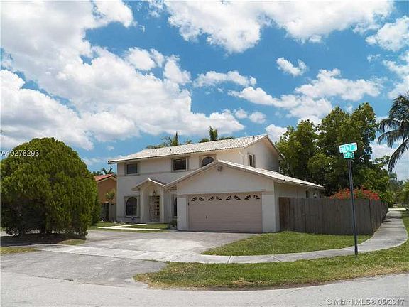 Nice Corner Home with Pool
