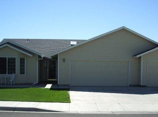 7716 Galiano Dr, Pasco, WA 99301