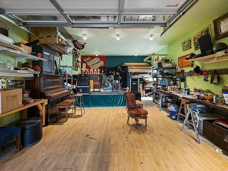 439 International Blvd #TF2 — Photo 4