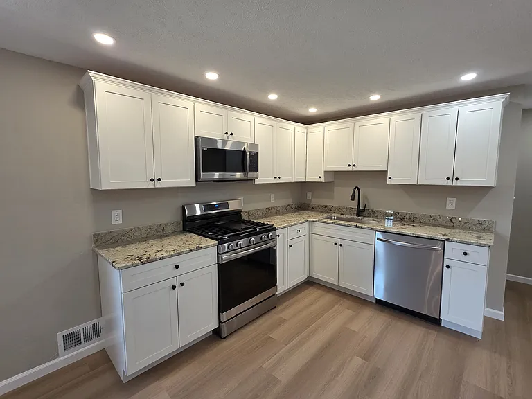125 Buena Vista Dr — Photo 2