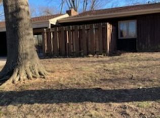 3707 SW 29th Ter #2, Topeka, KS 66614