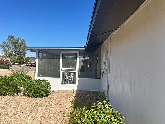 3rd image of 9702 W Willowbrook Dr