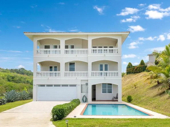 25 Calle Cielo, Rincon, PR 00677