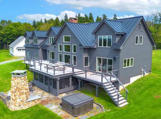 16 Running Sap Ln, West Dover, VT 05356