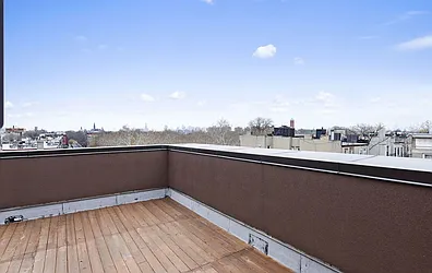 Rented by Empire Deeds LLC 