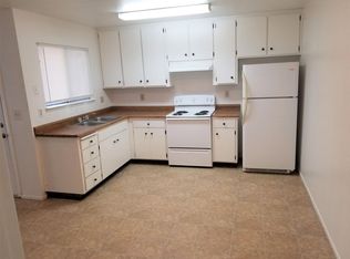 1825 Roanoke Ave APT D, Redding, CA 96001